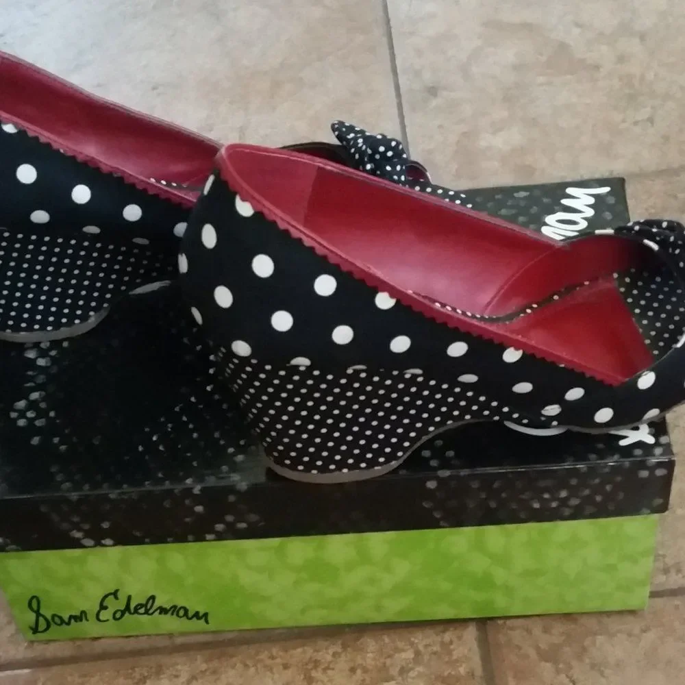 Sam Edelman INDIGO peep-toe wedges